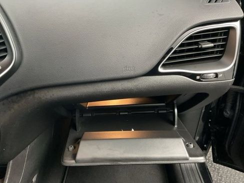 Used 2021 Jeep Cherokee Latitude Plus image 26