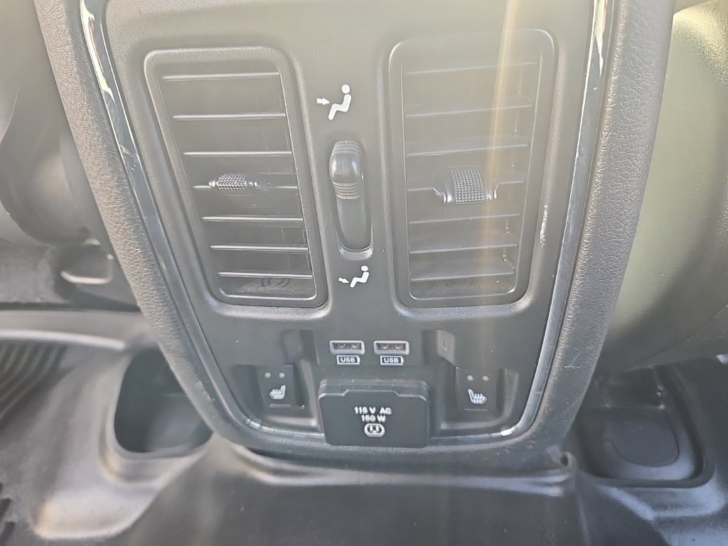 Used 2015 Jeep Grand Cherokee Overland AWD/4WD image 15
