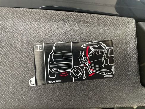 Certified 2023 Volvo XC90 B6 Plus image 12