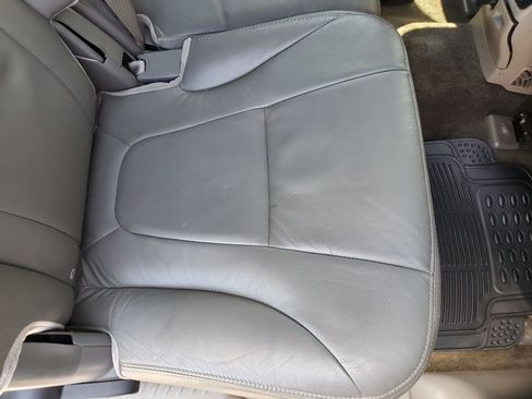 Used 2003 Chevrolet TrailBlazer LT image 35