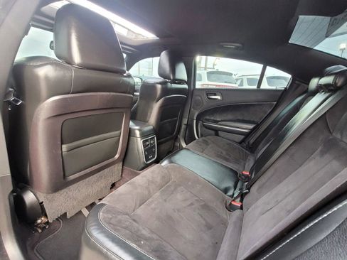 Used 2016 Dodge Charger R/T Scat Pack w/ Technology Group RWD image 8