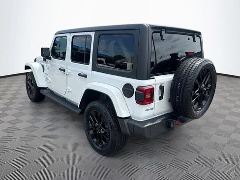 Used 2023 Jeep Wrangler Unlimited Sahara w/ Cold Weather Group AWD/4WD image 8