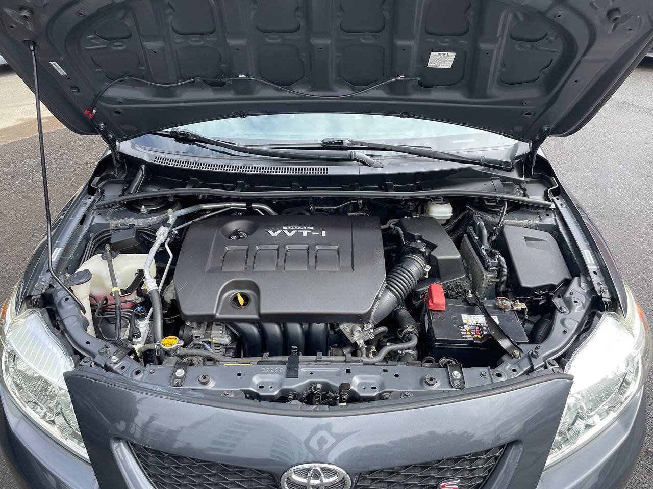 Used 2009 Toyota Corolla S FWD image 4