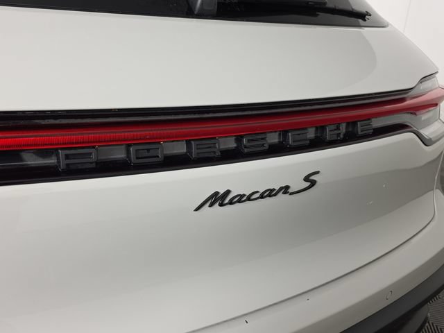 Used 2024 Porsche Macan S AWD/4WD image 12