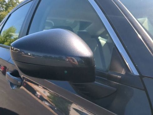 Certified 2022 Honda Civic Touring image 11