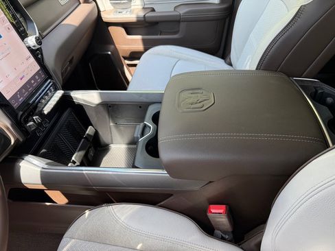 New 2025 RAM 2500 Laramie image 31