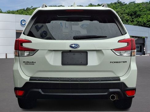 Used 2020 Subaru Forester Limited image 5
