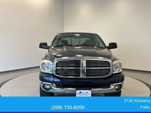 Used 2009 Dodge Ram 2500 Truck SLT w/ Popular Equipment Group AWD/4WD image 2