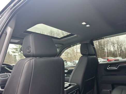 Used 2025 GMC Sierra 1500 Denali w/ Denali Reserve Package image 18