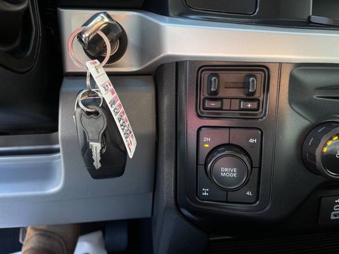 Used 2025 Ford F250 XLT w/ FX4 Off-Road Package AWD/4WD image 5
