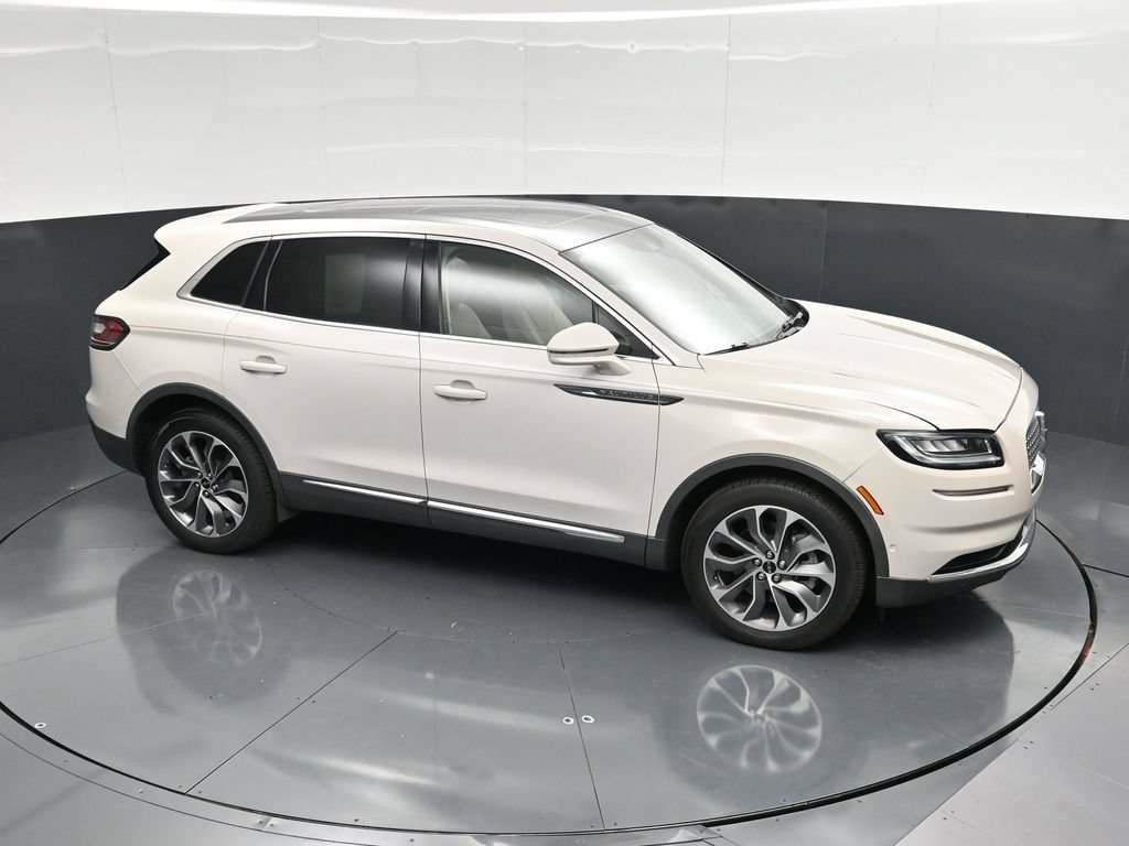 Used 2022 Lincoln Nautilus Reserve w/ Equipment Group 201A FWD image 48