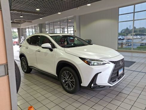Used 2025 Lexus NX 350 AWD w/ Accessory Package (2T) image 2