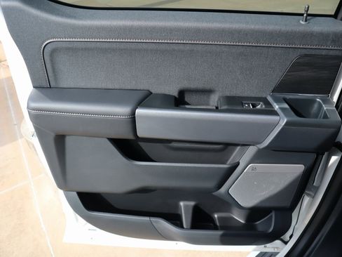 New 2025 Ford F150 Lariat w/ Equipment Group 502A High image 19