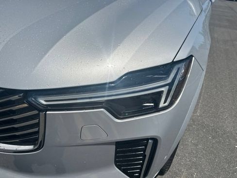 Certified 2025 Volvo XC90 B6 Plus AWD/4WD image 8