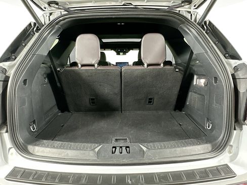 Used 2025 Ford Explorer Platinum w/ LUX Leather Package AWD/4WD image 31
