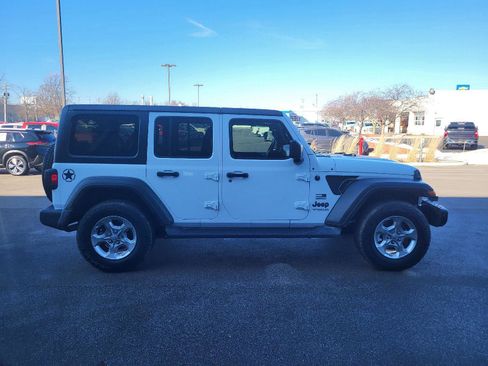 Used 2021 Jeep Wrangler Unlimited Sport image 2