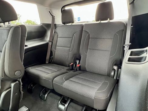 Used 2022 GMC Acadia SLE image 21