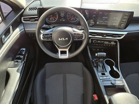 Used 2022 Kia K5 LXS image 13
