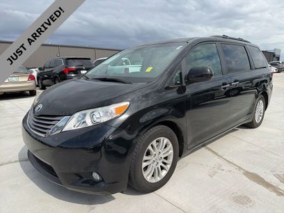 Used 2017 Toyota Sienna XLE