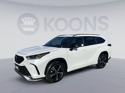 Used 2022 Toyota Highlander XSE
