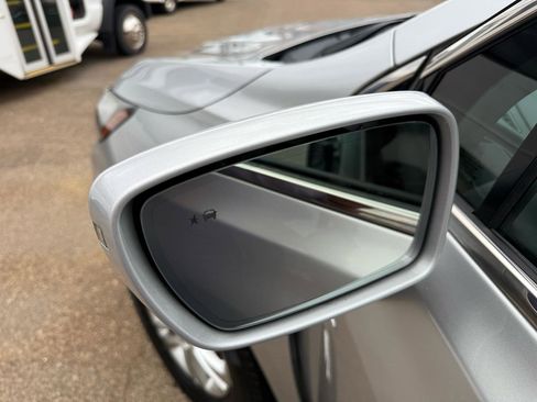 Used 2019 Buick Enclave Premium image 7