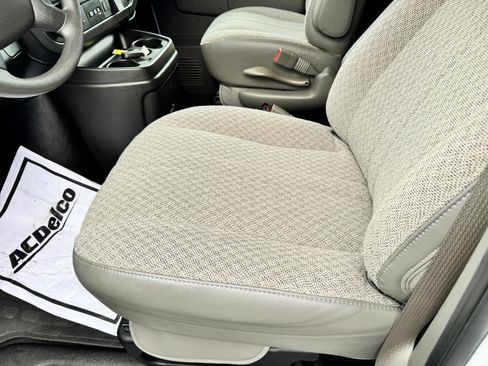 Used 2024 Chevrolet Express 3500 LT w/ LT Preferred Equipment Group image 11