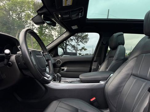 Used 2018 Land Rover Range Rover Sport SE AWD/4WD image 8