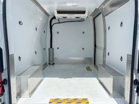 Used 2024 RAM ProMaster 1500 w/ Convenience Group FWD image 13
