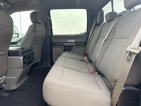 Used 2017 Ford F250 XLT w/ XLT Premium Package AWD/4WD image 12
