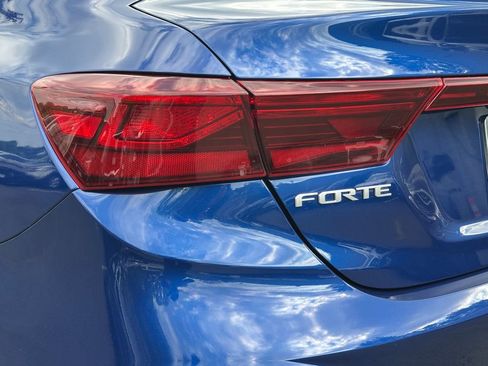 Certified 2023 Kia Forte LXS FWD image 17
