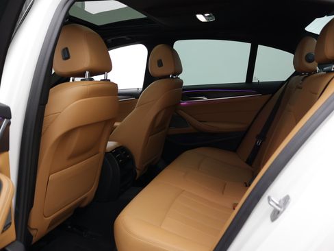 Used 2021 BMW 540i w/ Premium Package RWD image 30