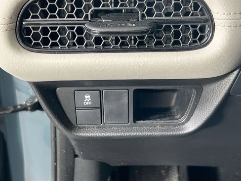 Used 2024 Honda HR-V LX image 10