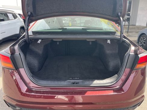 Used 2025 Nissan Altima 2.5 SV image 29