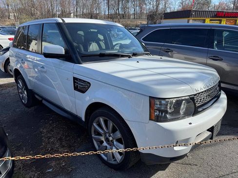 Used 2013 Land Rover Range Rover Sport HSE LUX w/ Luxury Interior Pkg image 2