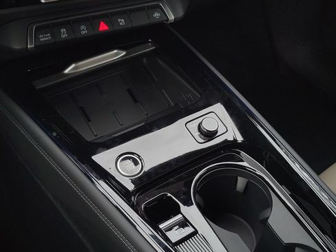 New 2026 Audi Q3 quattro 2.0T AWD/4WD image 14