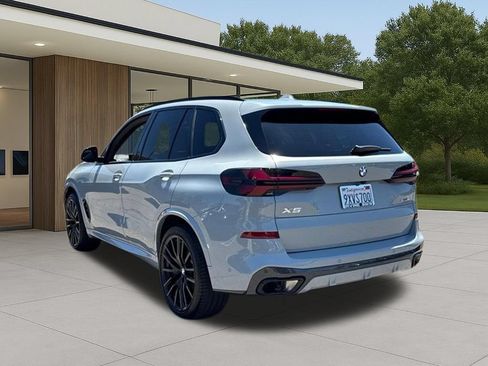 Used 2026 BMW X5 sDrive40i w/ Executive Package RWD image 12
