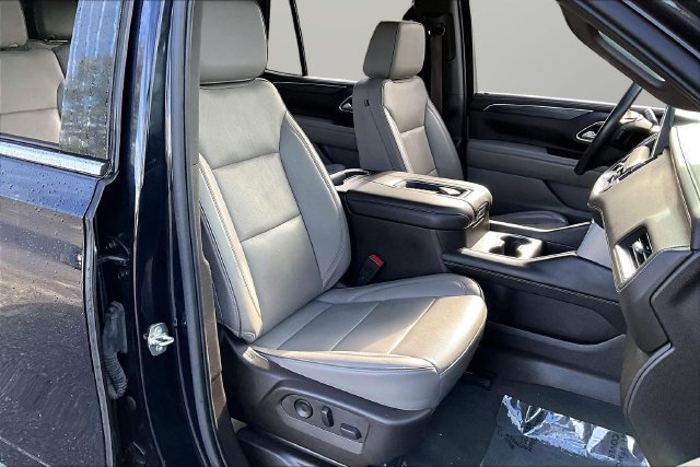 Used 2021 GMC Yukon SLT AWD/4WD image 7