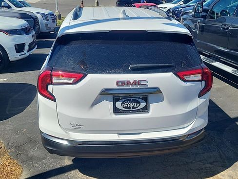 Used 2023 GMC Terrain AT4 image 5