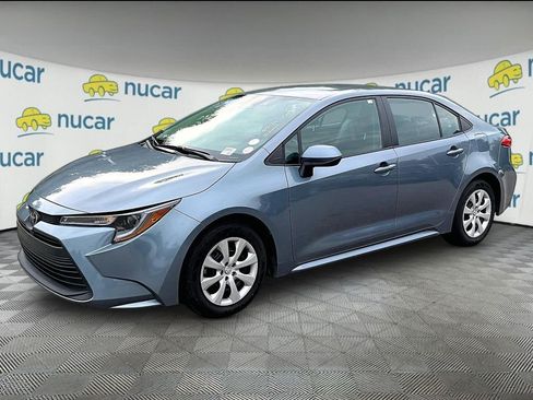 Used 2024 Toyota Corolla LE FWD image 3