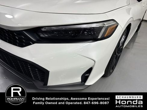 Used 2025 Honda Civic Sport image 29