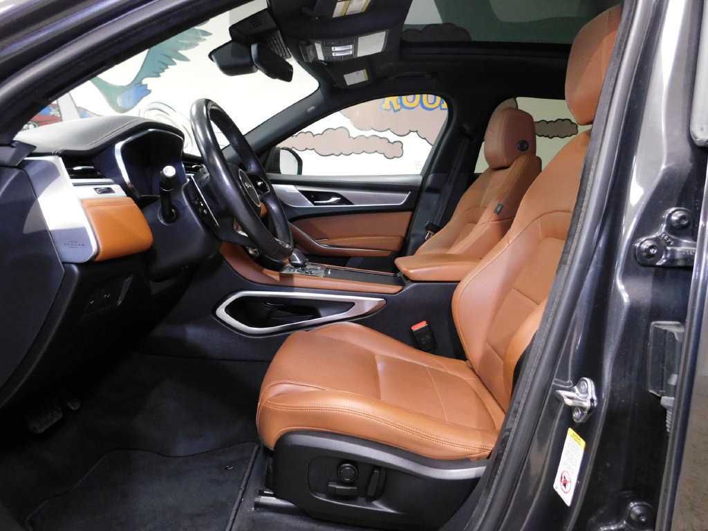Used 2023 Jaguar F-PACE R-Dynamic S AWD/4WD image 25