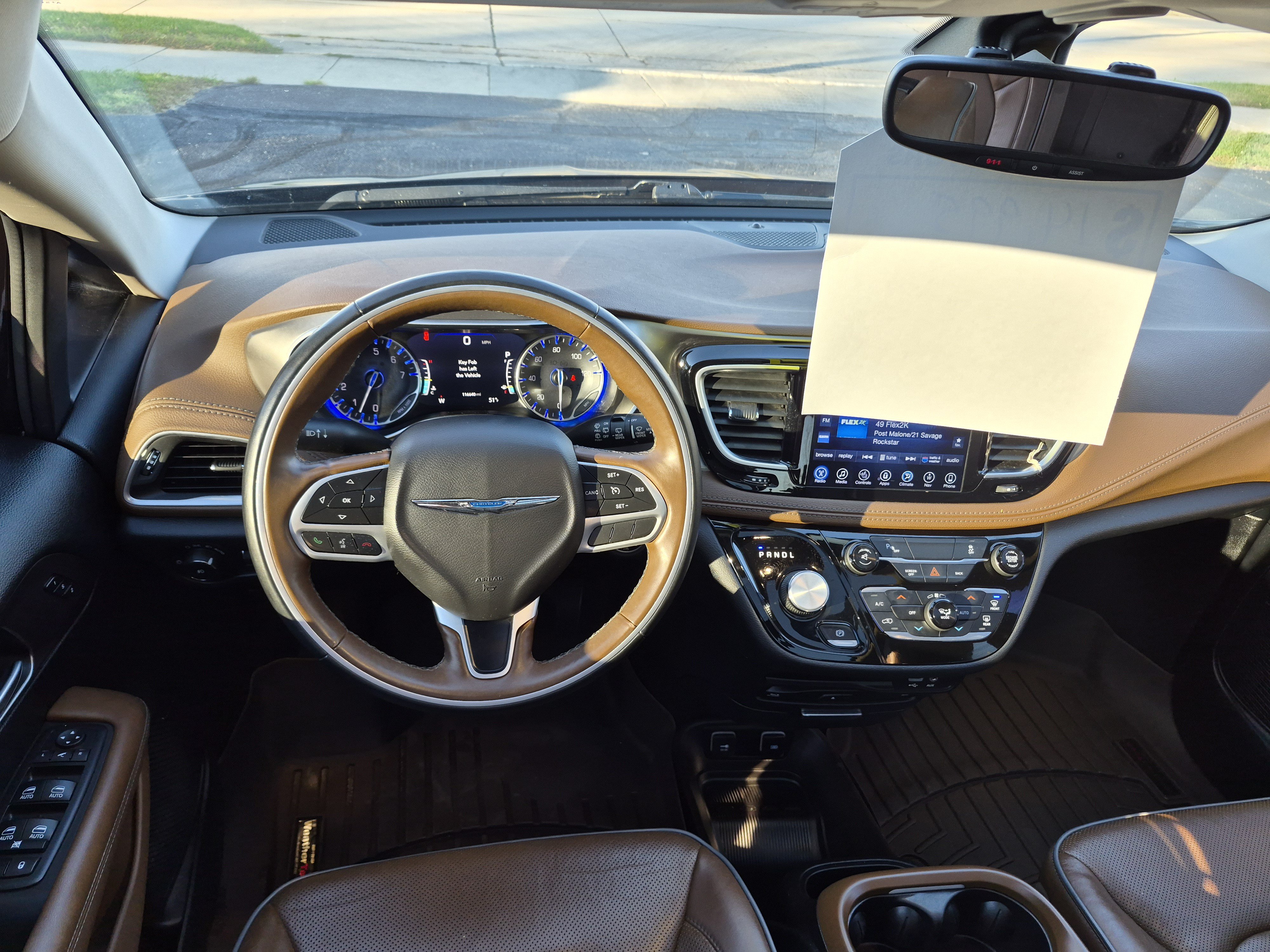 Used 2017 Chrysler Pacifica Limited FWD image 18
