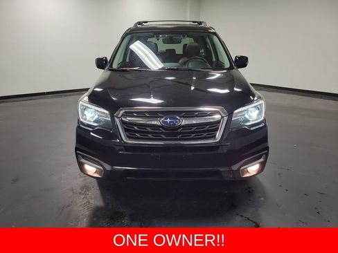 Used 2017 Subaru Forester 2.5i Touring image 2