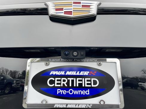 Used 2019 Cadillac Escalade ESV Platinum w/ Escalade Sport Edition image 44