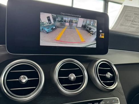 Used 2020 Mercedes-Benz GLC 300 4MATIC image 30