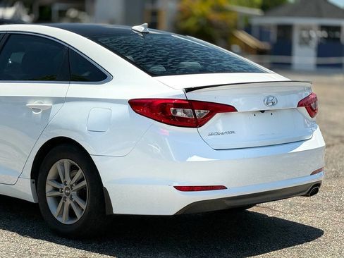 Used 2016 Hyundai Sonata SE w/ Cargo Package FWD image 6