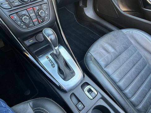 Used 2016 Buick Cascada Premium image 31