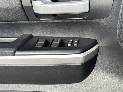Used 2014 Toyota Tundra SR5 image 25