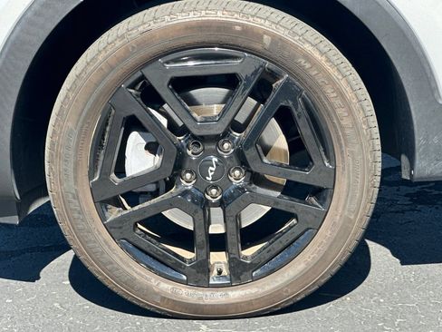 Certified 2024 Kia Telluride EX X-Line AWD/4WD image 47