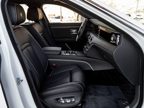 Certified 2024 Rolls-Royce Ghost AWD/4WD image 30